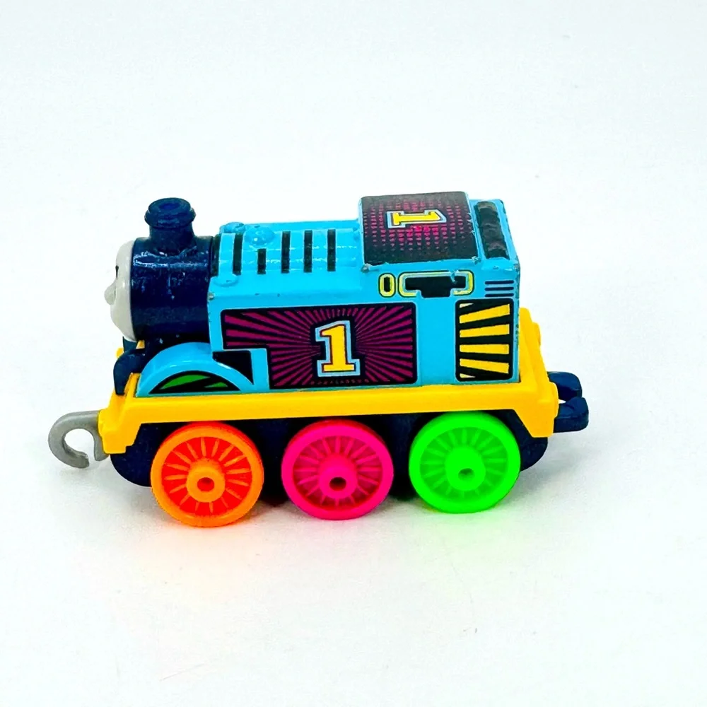 Thomas & Friends Push Along Die Cast Metal Engine NEON THOMAS 2020 Gullane.